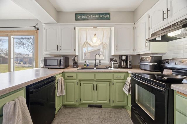 668 S PARK AVENUE, Fond Du Lac, WI 54935