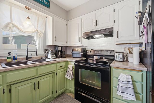 668 S PARK AVENUE, Fond Du Lac, WI 54935