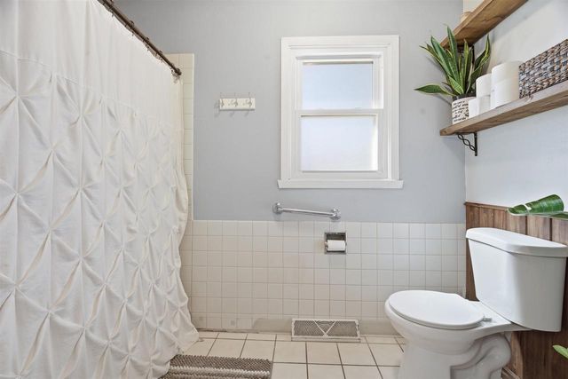 668 S PARK AVENUE, Fond Du Lac, WI 54935