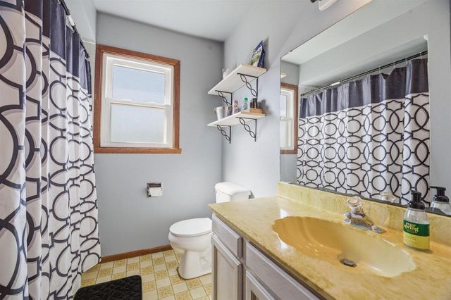 668 S PARK AVENUE, Fond Du Lac, WI 54935