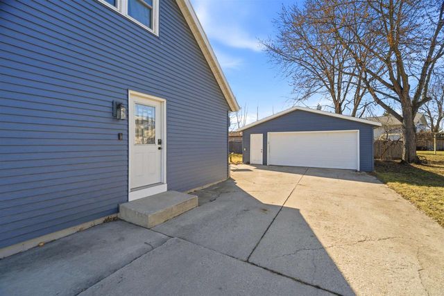 668 S PARK AVENUE, Fond Du Lac, WI 54935