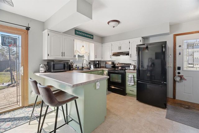 668 S PARK AVENUE, Fond Du Lac, WI 54935