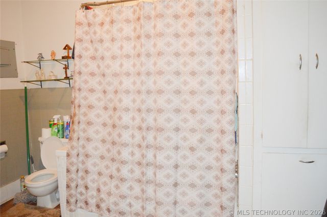 601 N G Street, Hugo, OK 74743