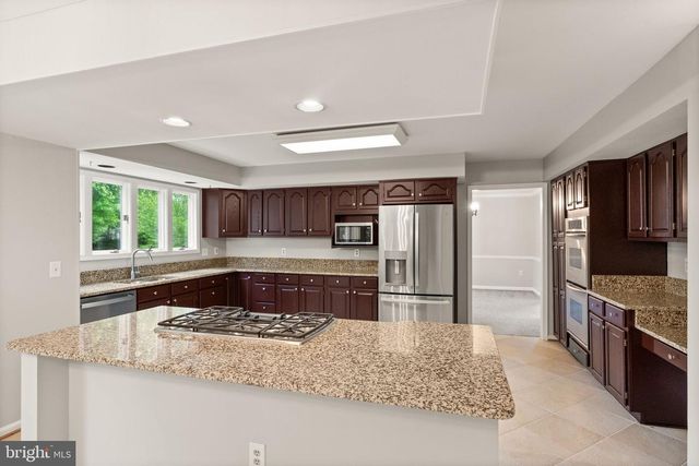 15253 SURREY HOUSE WAY, Centreville, VA 20120