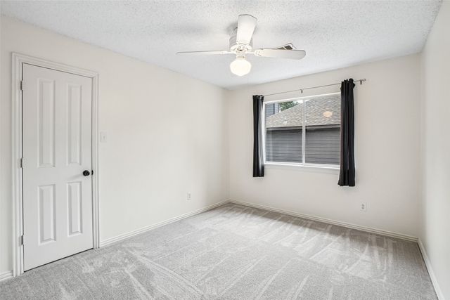 2809 Stonehurst Drive, Grapevine, TX 76051