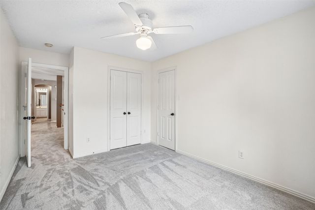 2809 Stonehurst Drive, Grapevine, TX 76051