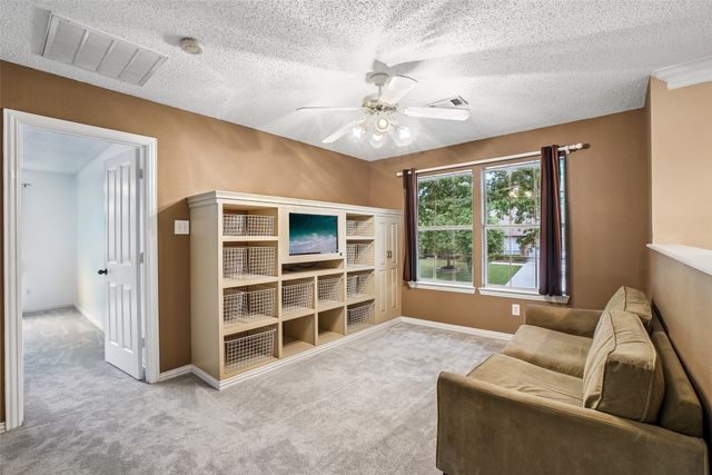 2809 Stonehurst Drive, Grapevine, TX 76051