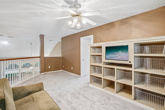 2809 Stonehurst Drive, Grapevine, TX 76051