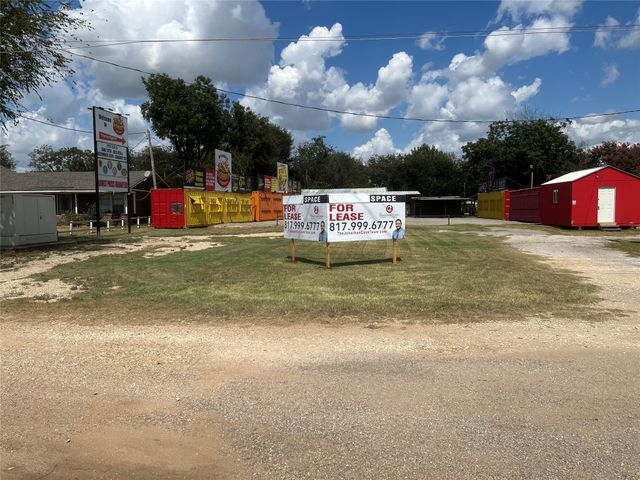 1810 Farm Market 1187, Crowley, TX 76036