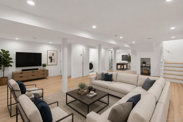1380 Jackson Landing, Mattituck, NY 11952