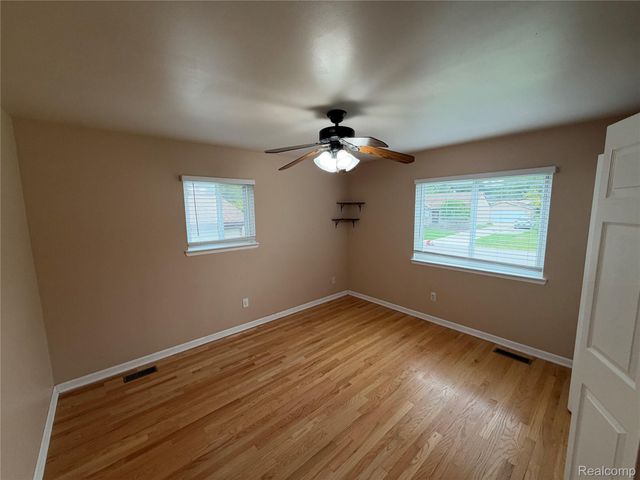 229 Wainwright Street, Novi, MI 48377