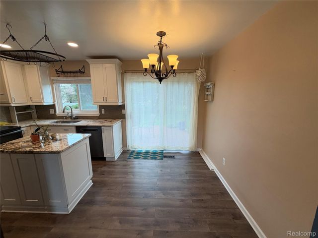 229 Wainwright Street, Novi, MI 48377