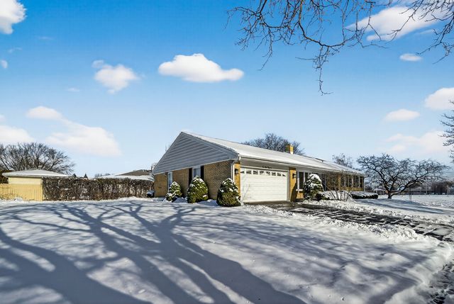 6 W Cypress Street, Arlington Heights, IL 60005