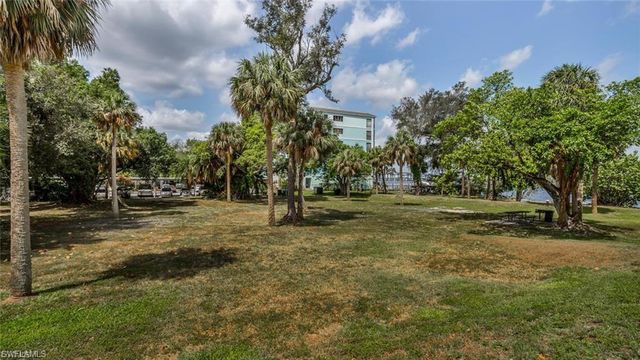 2743 1st ST # 2503, Fort Myers, FL 33916