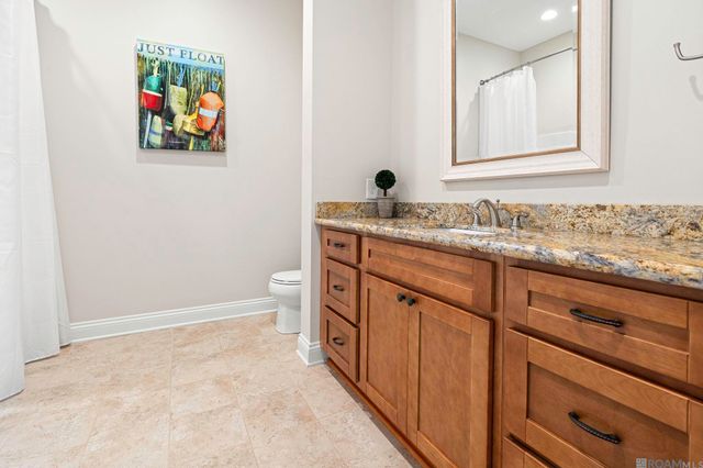 47 Queen Bess, Grand Isle, LA 70358