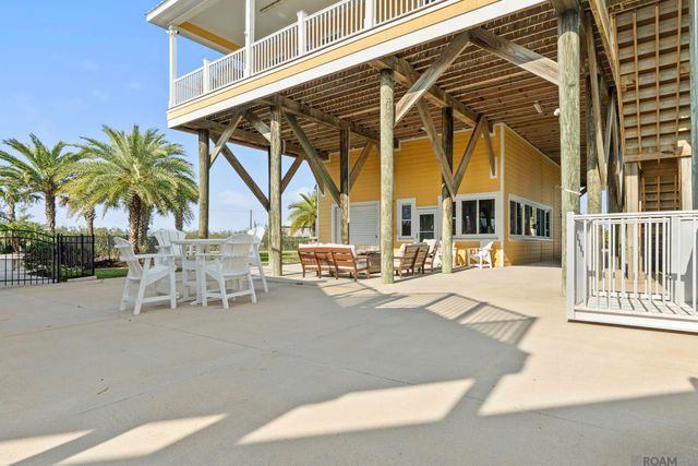47 Queen Bess, Grand Isle, LA 70358