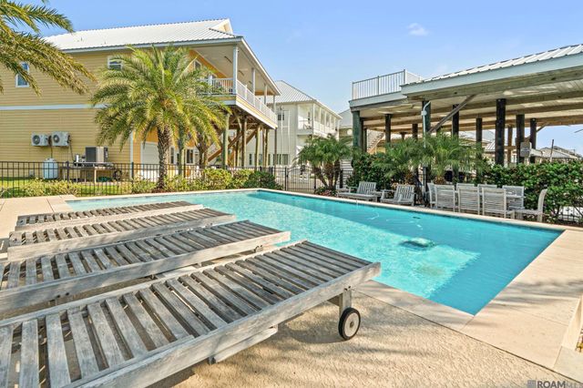 47 Queen Bess, Grand Isle, LA 70358