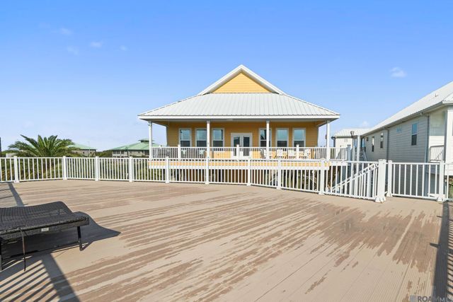 47 Queen Bess, Grand Isle, LA 70358