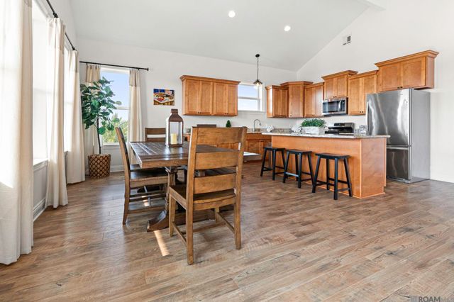 47 Queen Bess, Grand Isle, LA 70358