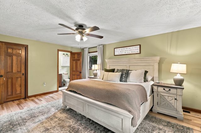 60 Bailey Road, Dracut, MA 01826