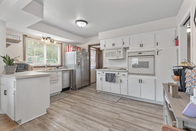3311 S 85th STREET, Milwaukee, WI 53227