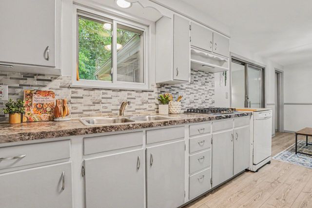 4818 Kittery Drive NW, Comstock Park, MI 49321