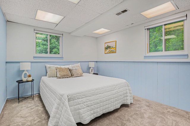 4818 Kittery Drive NW, Comstock Park, MI 49321