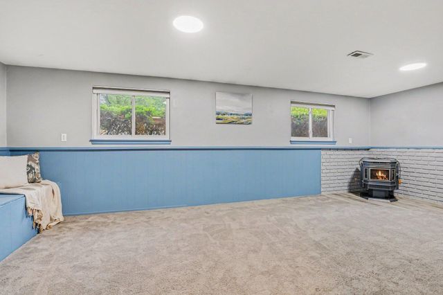 4818 Kittery Drive NW, Comstock Park, MI 49321
