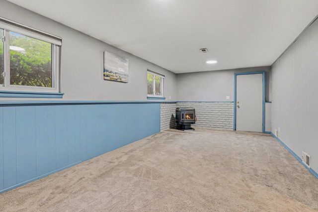 4818 Kittery Drive NW, Comstock Park, MI 49321