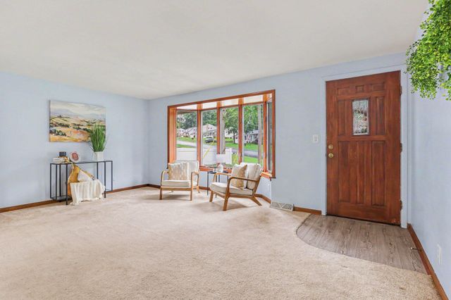 4818 Kittery Drive NW, Comstock Park, MI 49321
