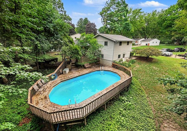 4818 Kittery Drive NW, Comstock Park, MI 49321
