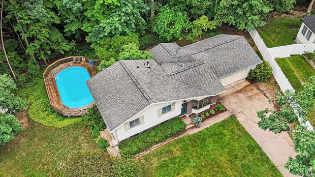 4818 Kittery Drive NW, Comstock Park, MI 49321