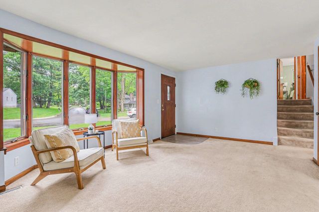 4818 Kittery Drive NW, Comstock Park, MI 49321