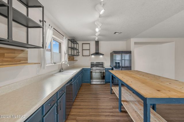 10930 S Camino San Clemente, Vail, AZ 85641