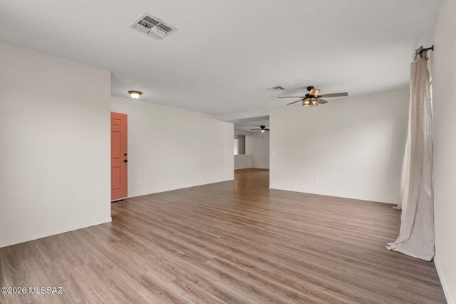10930 S Camino San Clemente, Vail, AZ 85641