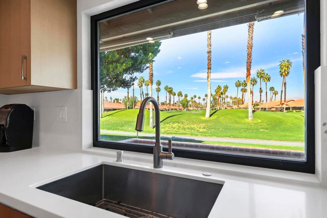 96 Conejo Circle, Palm Desert, CA 92260