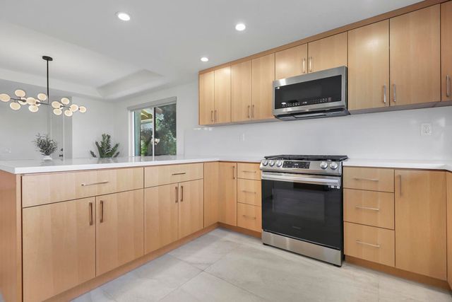 96 Conejo Circle, Palm Desert, CA 92260