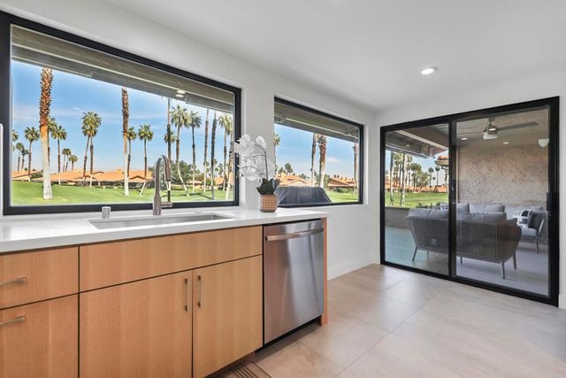 96 Conejo Circle, Palm Desert, CA 92260