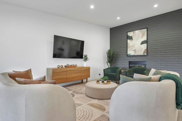 96 Conejo Circle, Palm Desert, CA 92260