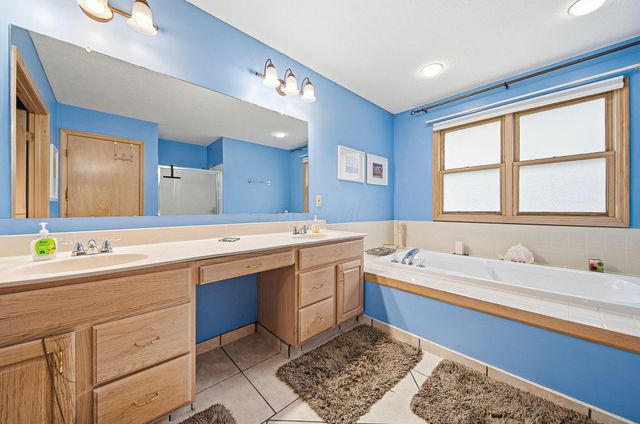 1135 Tidewater Court, Westerville, OH 43082