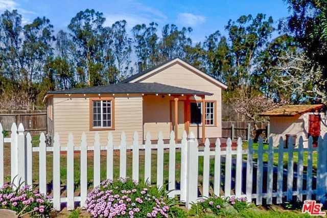 4314 W Ocean Avenue, Lompoc, CA 93436
