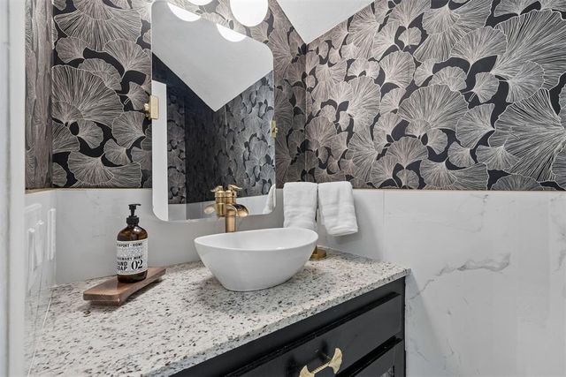 1011 Irvine Terrace, Edmond, OK 73025