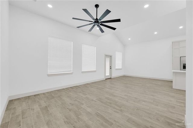 1117 E Costa Del Sol Avenue, Edinburg, TX 78542