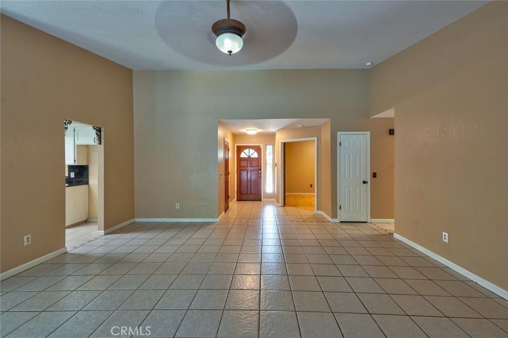 Image 13 of property listing at 1111 E Donna Drive, Merced, CA 95340