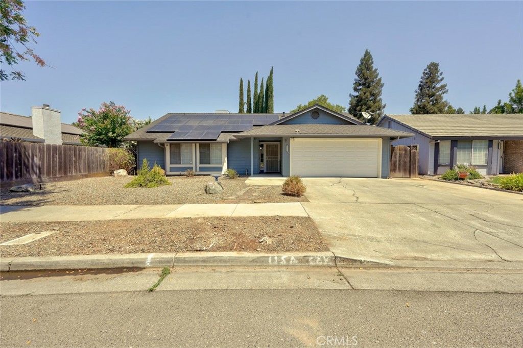 Image 2 of property listing at 1111 E Donna Drive, Merced, CA 95340