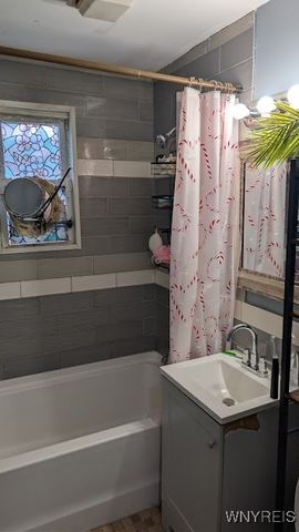 18 Pyle Court 14, Tonawanda, NY 14150