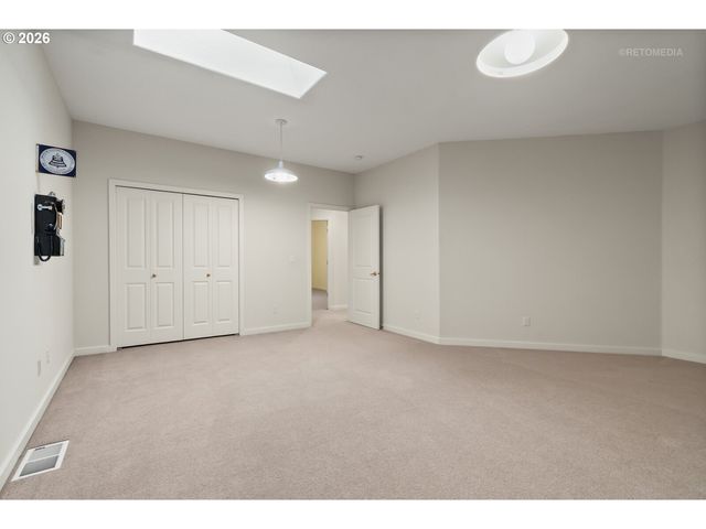 2625 Sw 75TH Ter, Portland, OR 97225