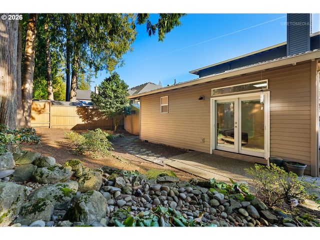 2625 Sw 75TH Ter, Portland, OR 97225