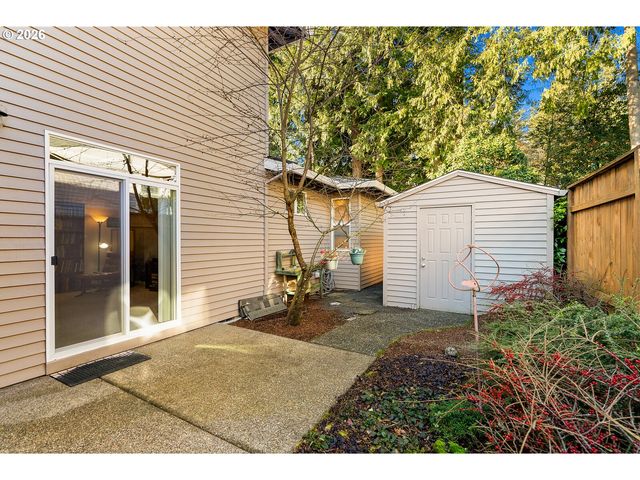 2625 Sw 75TH Ter, Portland, OR 97225
