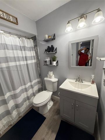 7151 W 3rd Court 0, Hialeah, FL 33014